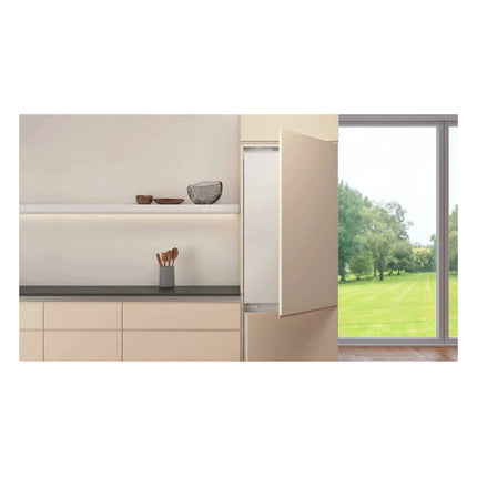refrigerateur-1-porte-encastrable-whirlpool-whsd184011a1-fr