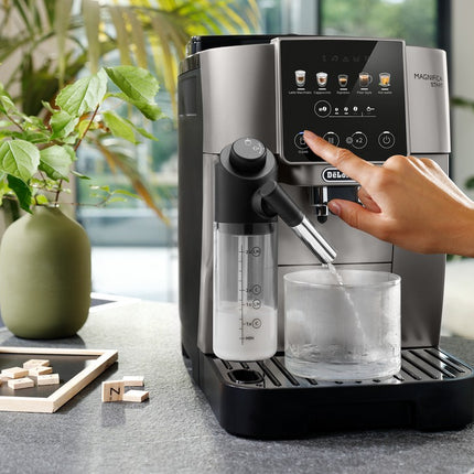 expresso-broyeur-delonghi-magnifica-start-color-feb2291-tb-titane