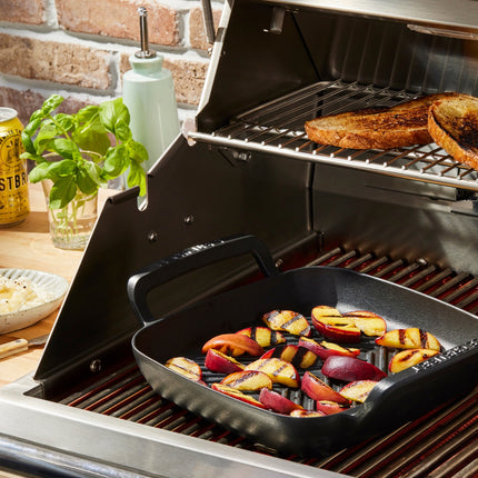 plancha-pour-barbecue-le-creuset-collection-barbecue-26cm-noir-mat