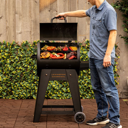 barbecue-charbon-pitboss-a-charbon-onyx-lexington