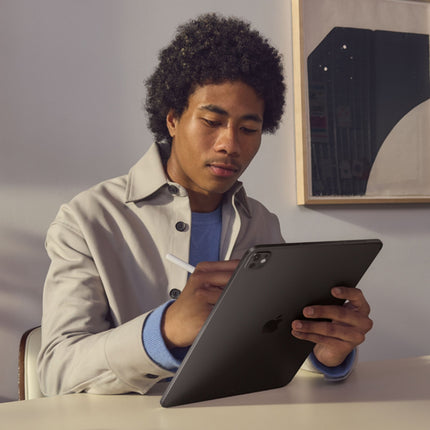 tablette-apple-ipad-pro-13-m5-256go-noir-sideral-cellular