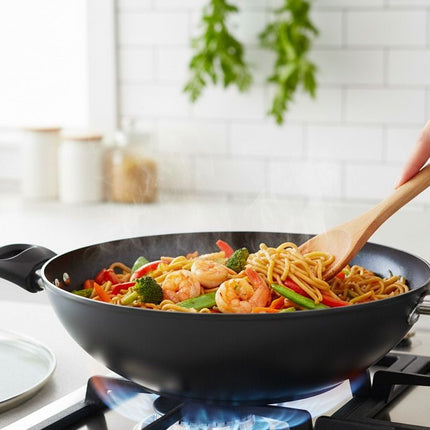 wok-essentielb-32cm-ceramique-noir