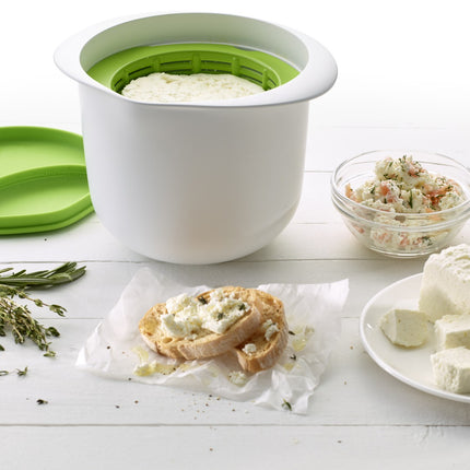 beurrier-lekue-cheese-maker