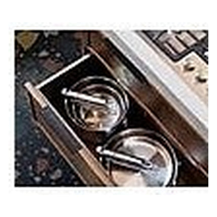 poele-joseph-joseph-space-avec-poignee-pliante-inox