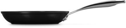 poele-le-creuset-ceramique-essentielle