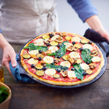 plaque-a-pizza-emile-henry-stone-lisse