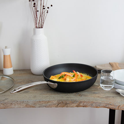 sauteuse-cristel-28-cm-castel-pro-fixe-ultralu-ceraliss