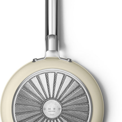 poele-smeg-24cm-ceramique-creme