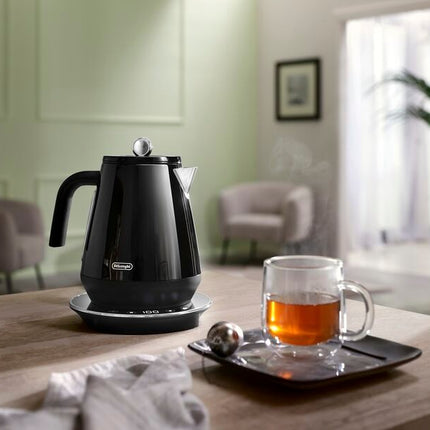 bouilloire-a-temperature-reglable-delonghi-eclettica-kby2011-bk