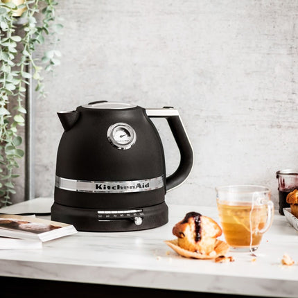 bouilloire-a-temperature-reglable-kitchenaid-5kek1522ebk-artisan-truffe-noir