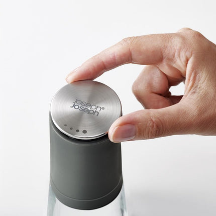 duo-moulins-a-poivre-et-sel-joseph-joseph-duo-sel-et-poivre-anti-deversement