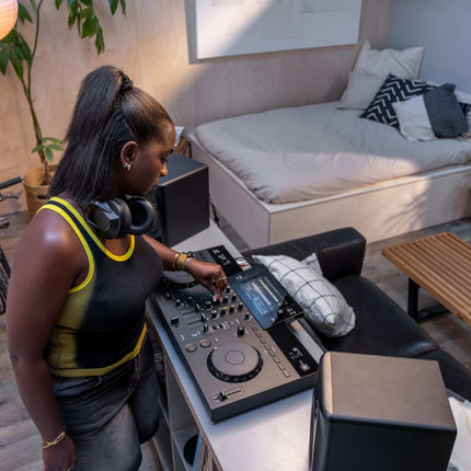 controleur-usb-pioneer-dj-systeme-dj-autonome-compatible-streaming
