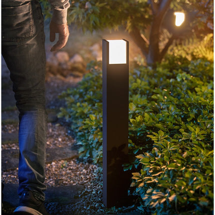 lampe-connectee-philips-hue-fuzo-potelet-noir