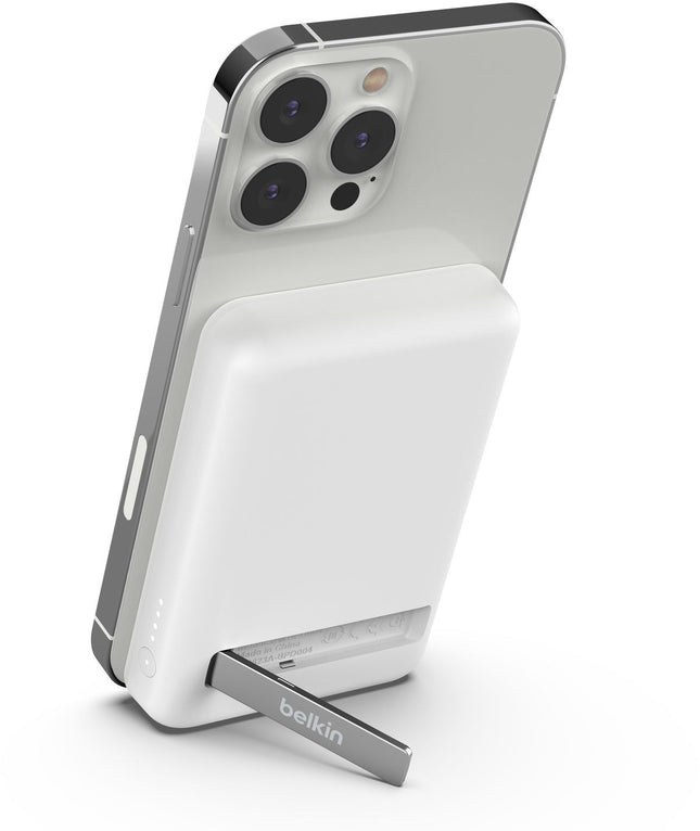 batterie-externe-belkin-5000-mah-sans-fil-magsafe-blanc